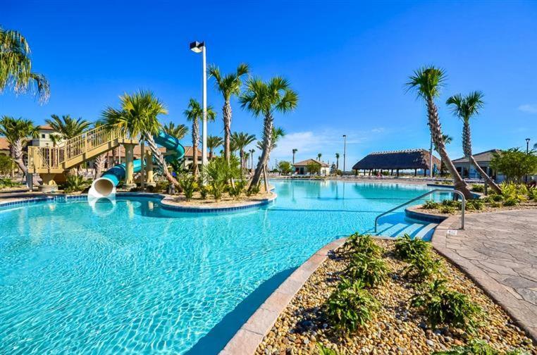 Pleasant Home With Lake View And Themed Bedroom Orlando Exterior foto